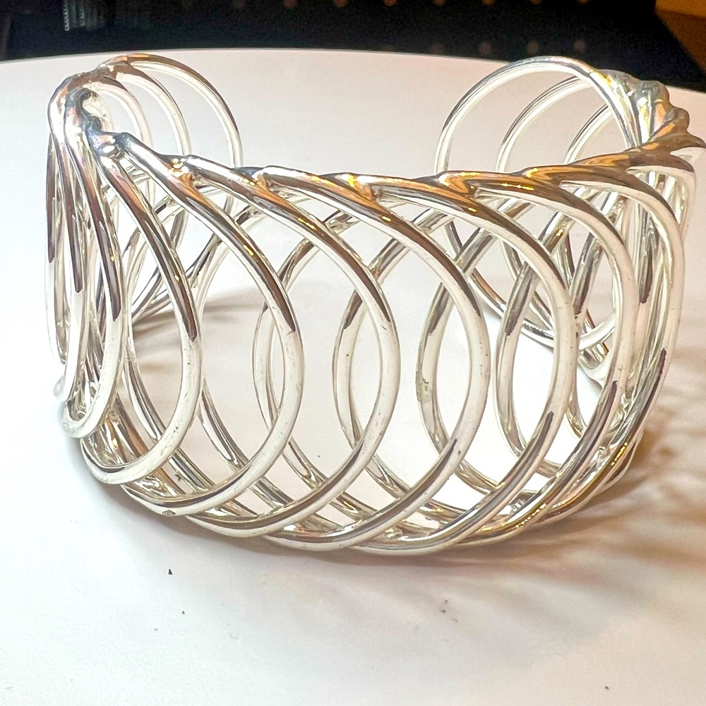 🎉💕💖Elegant Silver Cuff Bracelet